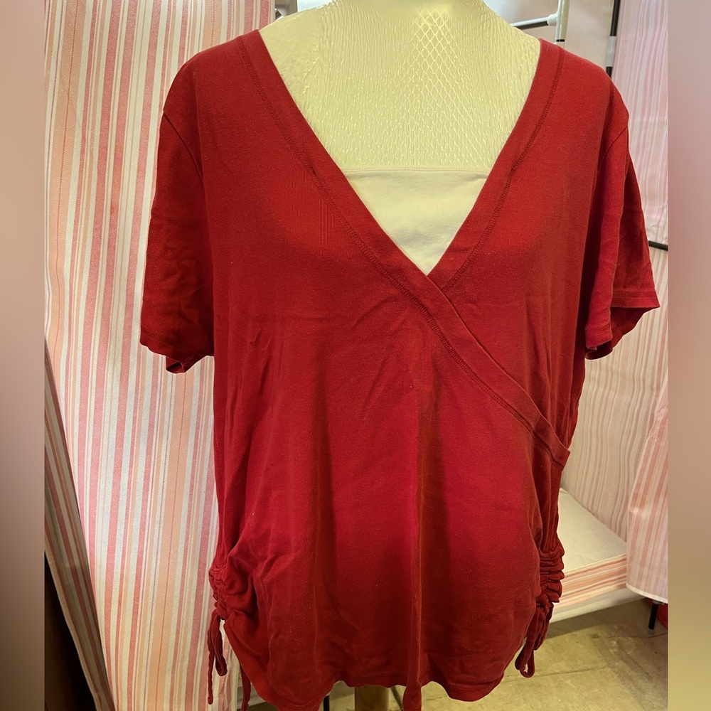 Short sleeve Red knit top